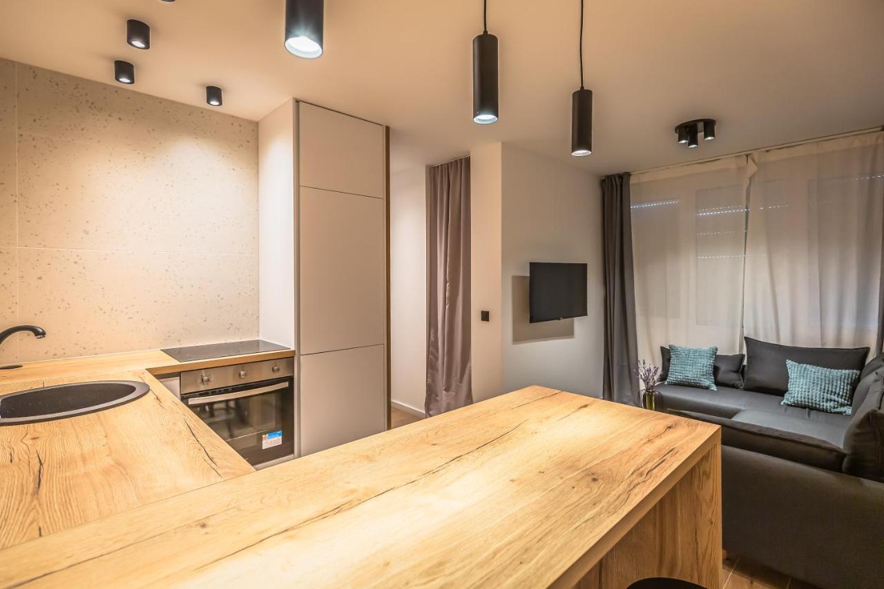 Vogue Apartments Omiš Eksteriør billede