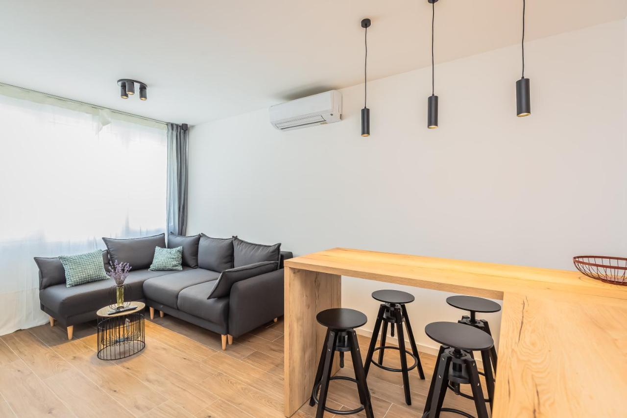 Vogue Apartments Omiš Eksteriør billede