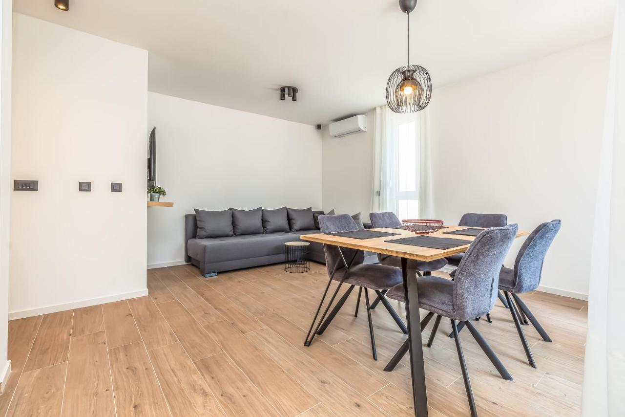 Vogue Apartments Omiš Eksteriør billede